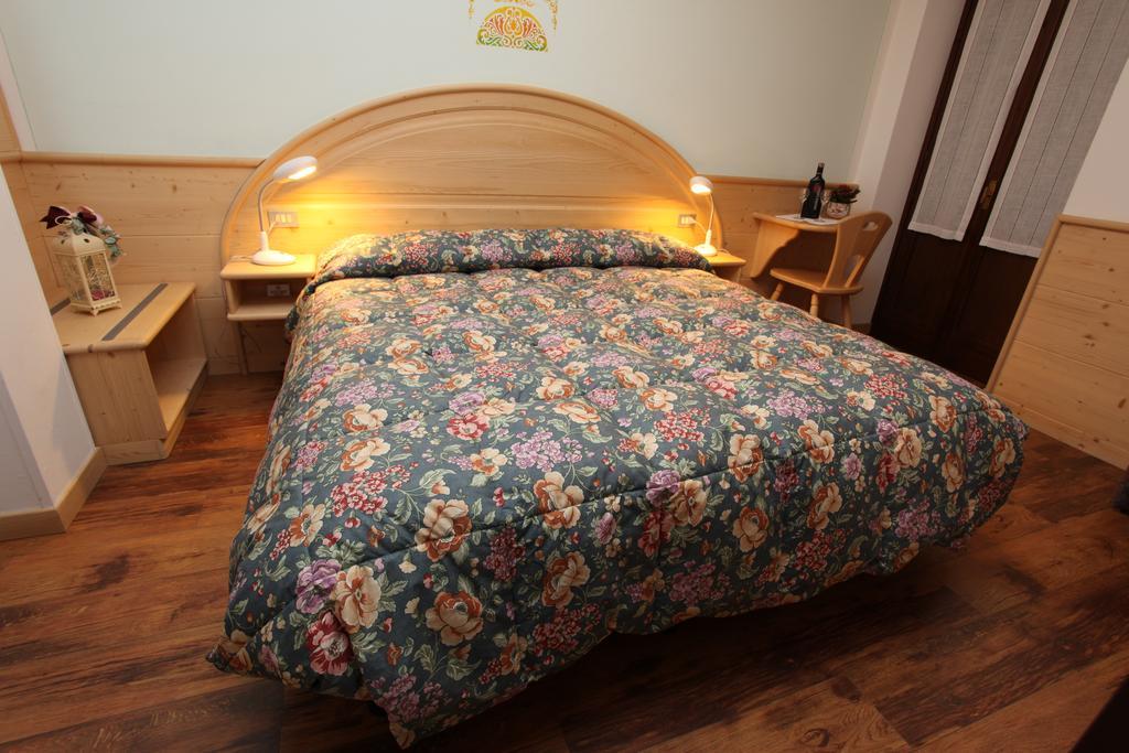 Gh Hotel Fratazza Сан-Мартино-ди-Кастроцца Номер фото